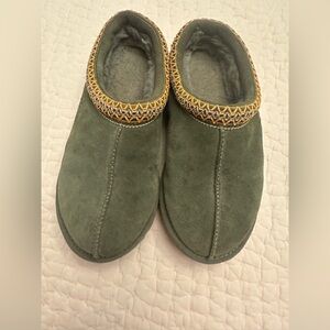 UGG Green Tasman Shearling Lined Footwear